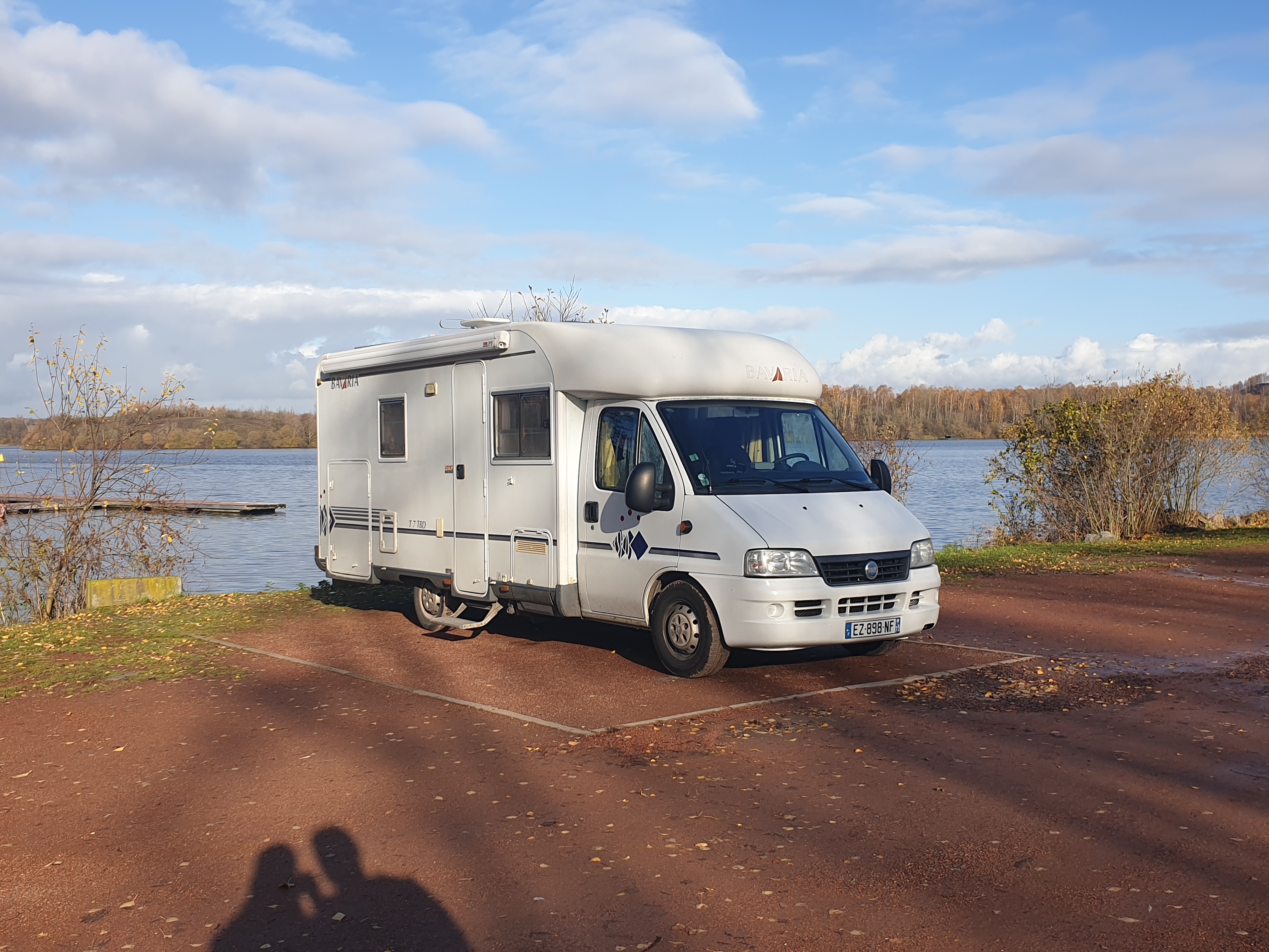 page concernant le type de camping-car pour un voyage autour du monde, les photos et les informations du camping-car